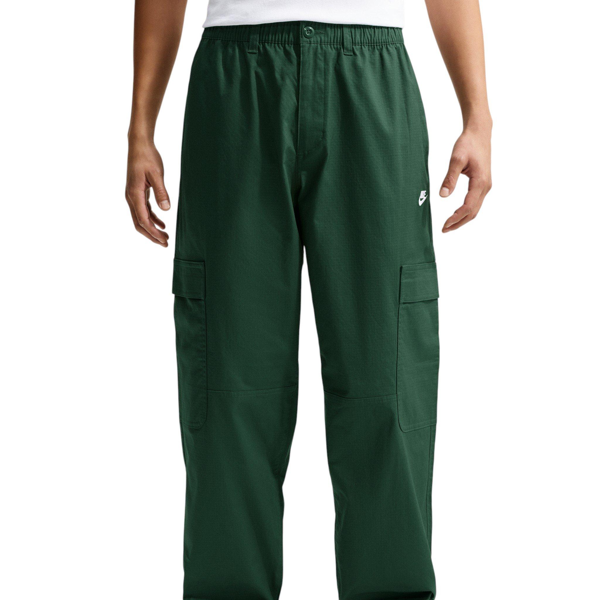 Nike Men's Sportswear Club Woven Cargo Pants - GREEN